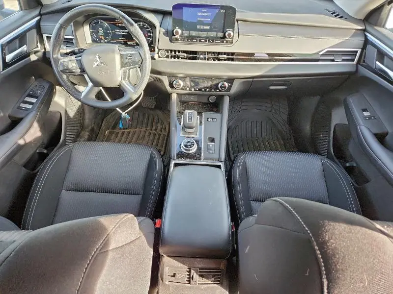 2025 MITSUBISHI OUTLANDER ES  