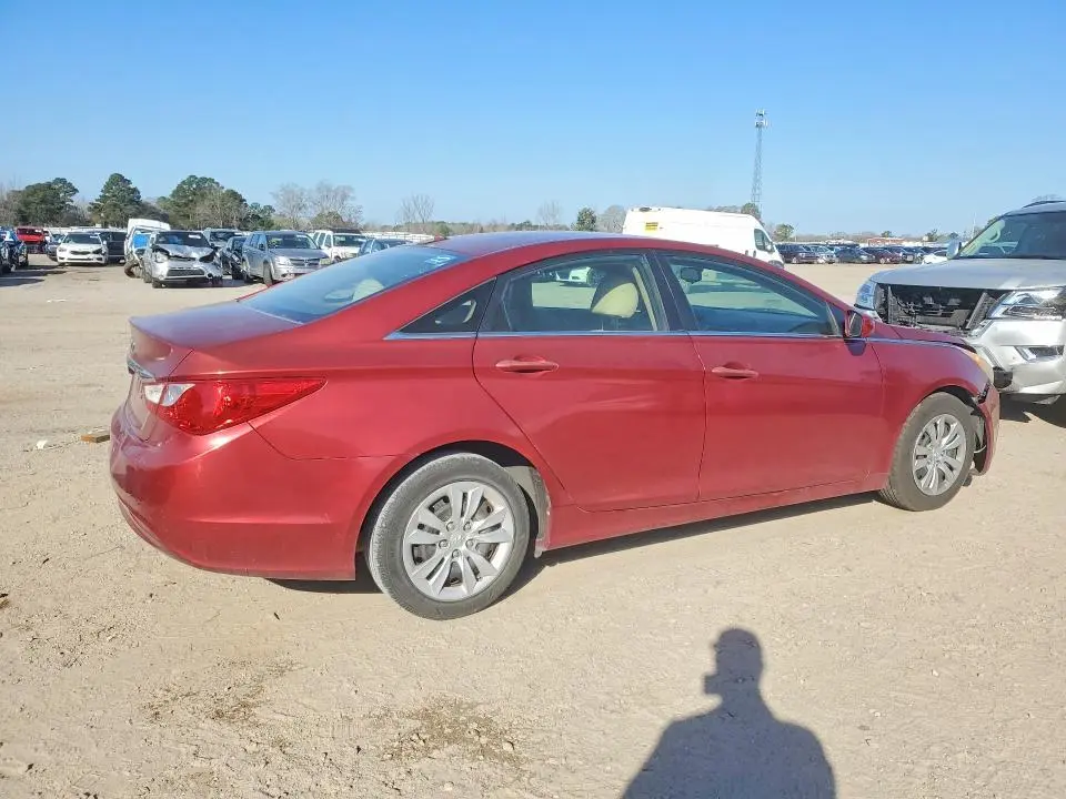 2013 HYUNDAI SONATA GLS  