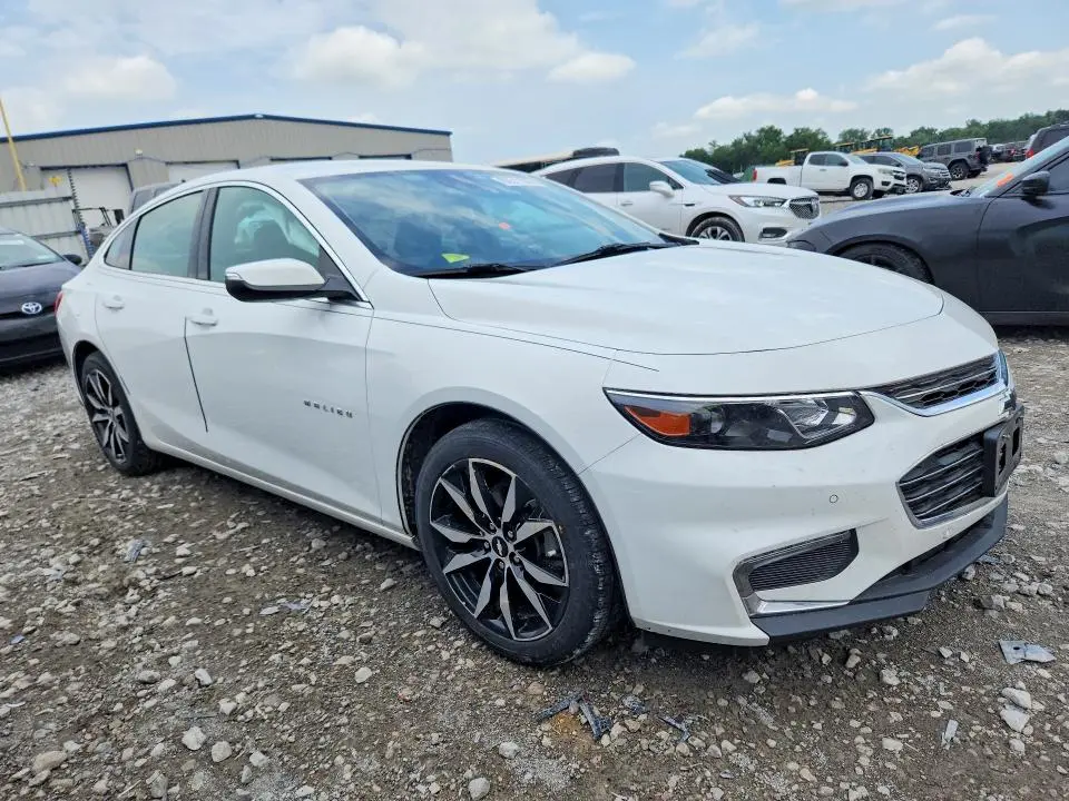2017 CHEVROLET MALIBU LT  