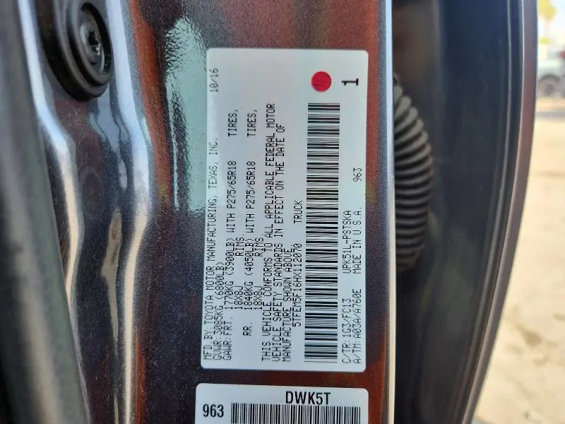 2017 TOYOTA TUNDRA CREWMAX SR5  