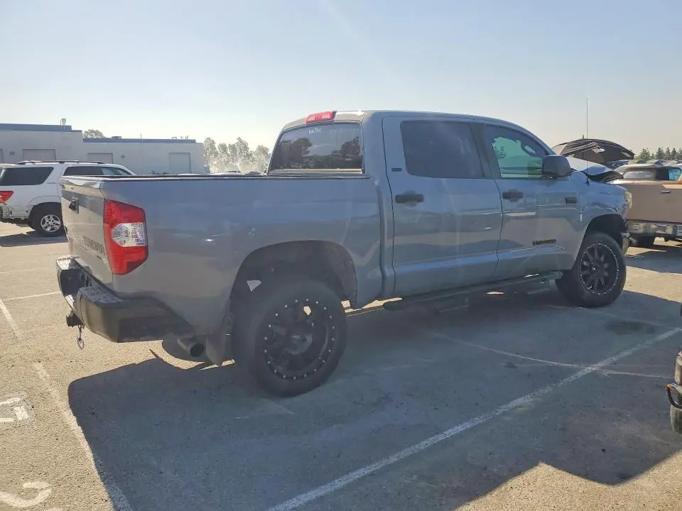 2019 TOYOTA TUNDRA SR5  
