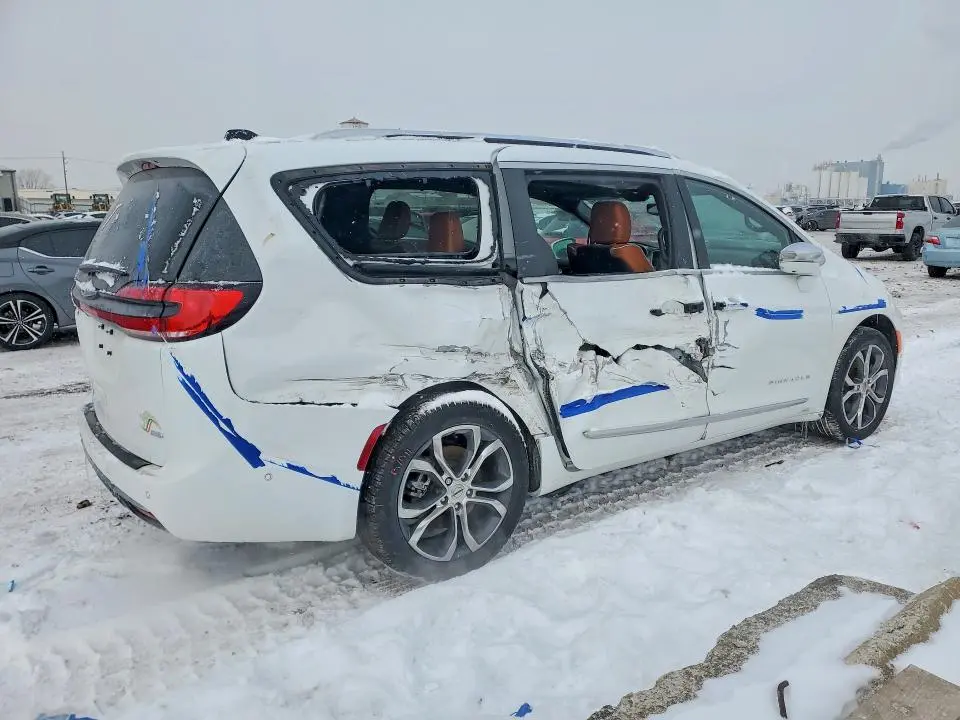 2024 CHRYSLER PACIFICA PINNACLE  