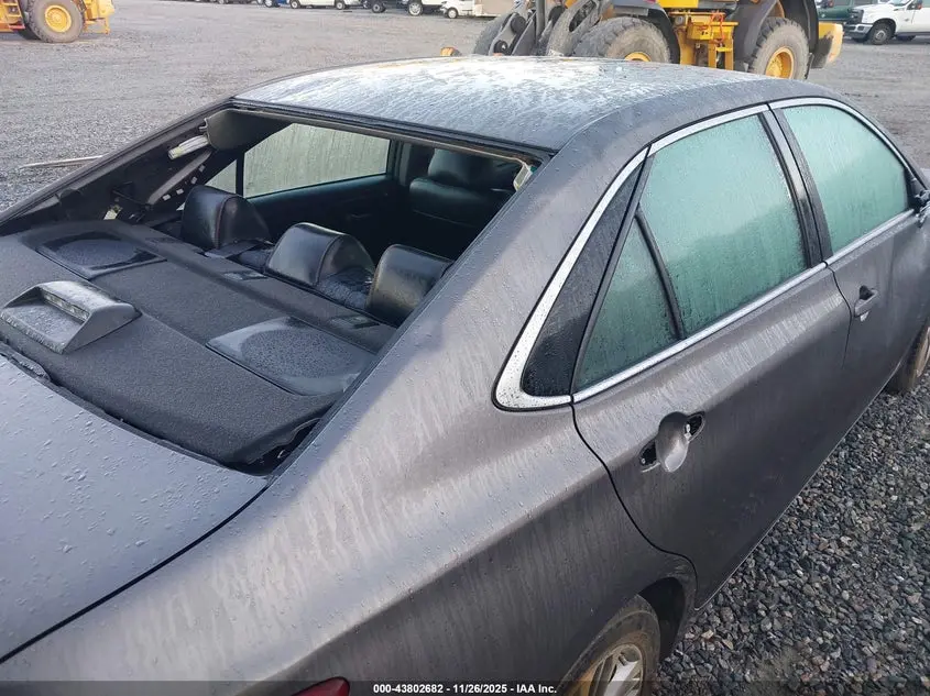 2017 TOYOTA CAMRY SE