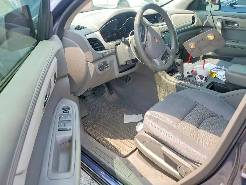 2014 CHEVROLET TRAVERSE LS  