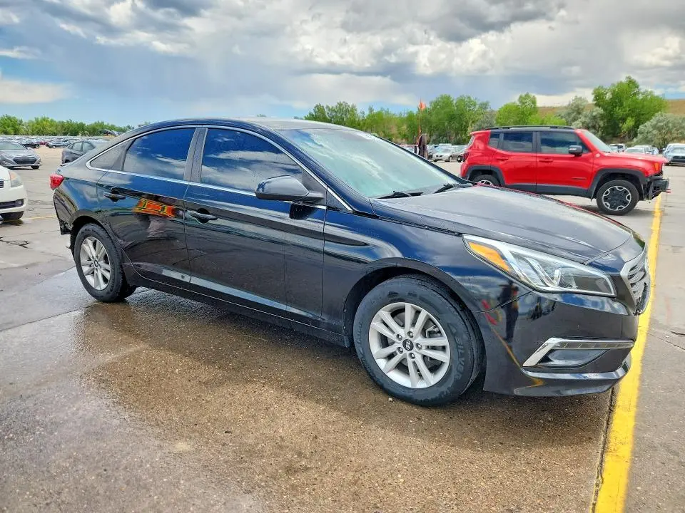 2015 HYUNDAI SONATA SE  