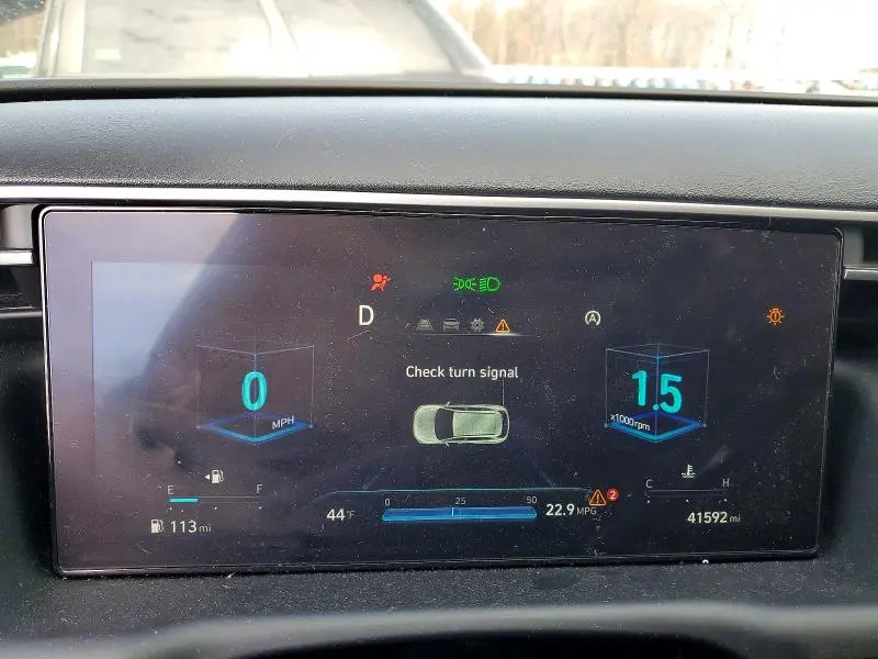 2023 HYUNDAI TUCSON SEL  