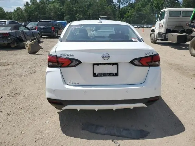 2024 NISSAN VERSA SV  