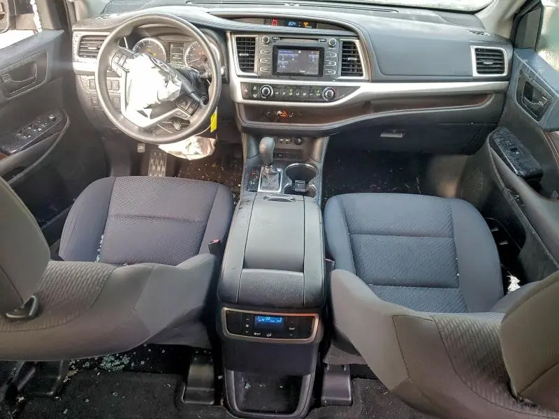 2019 TOYOTA HIGHLANDER LE  