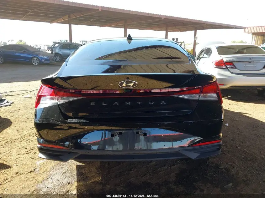 2022 HYUNDAI ELANTRA SEL