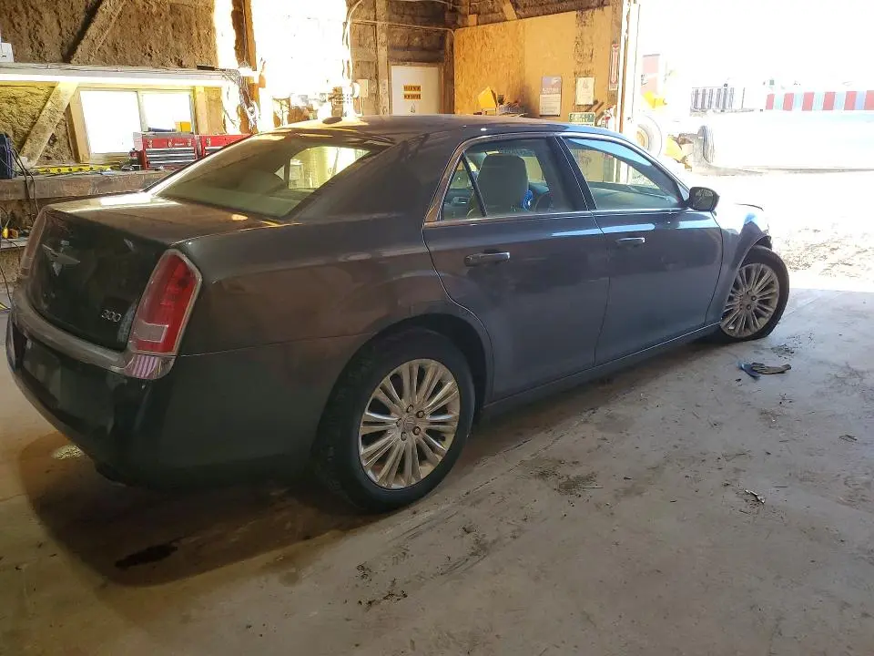 2013 CHRYSLER 300   