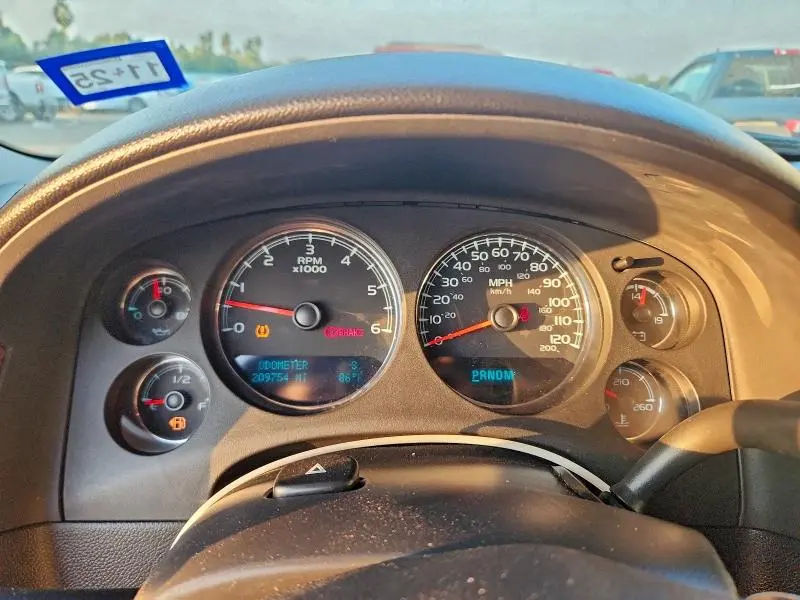 2011 CHEVROLET TAHOE C1500 LS  