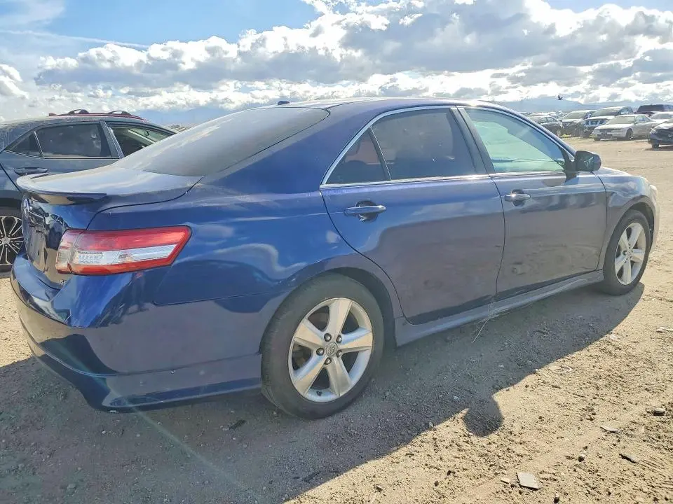 2010 TOYOTA CAMRY SE  