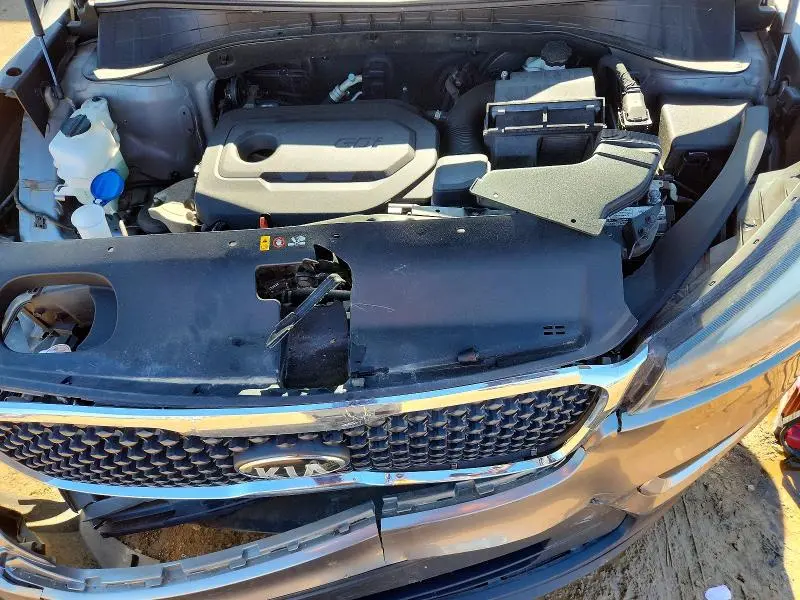 2016 KIA SORENTO LX  