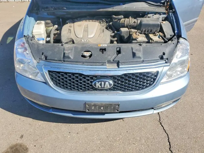 2014 KIA SEDONA   