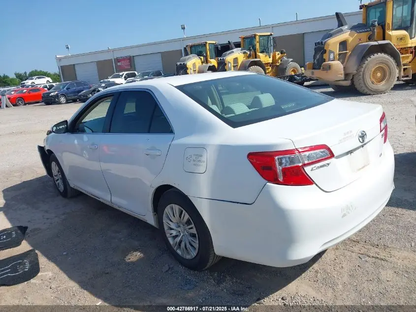 2012 TOYOTA CAMRY LE