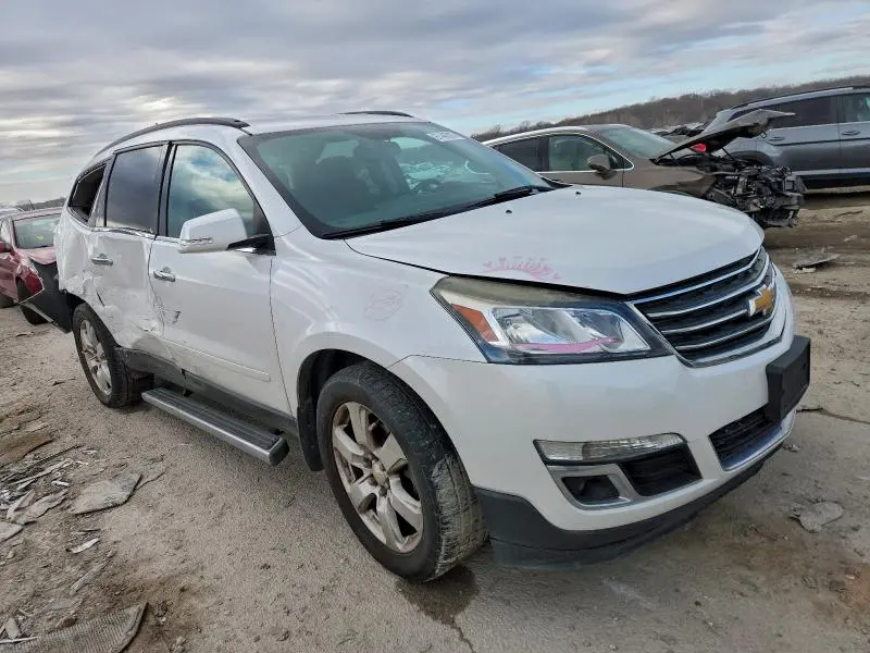 2016 CHEVROLET TRAVERSE LT  