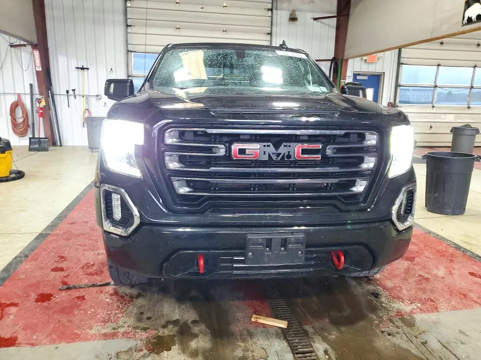 2021 GMC SIERRA K1500 AT4  