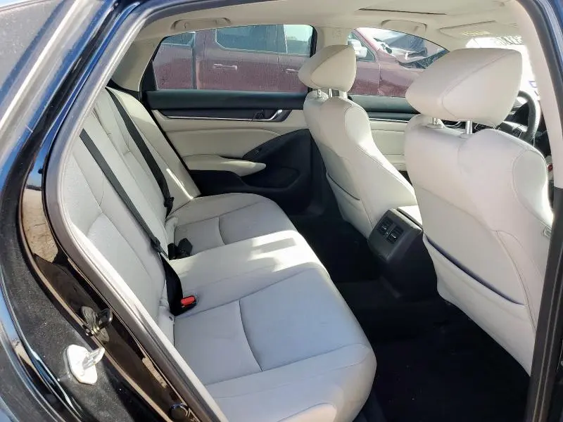 2018 HONDA ACCORD EX  