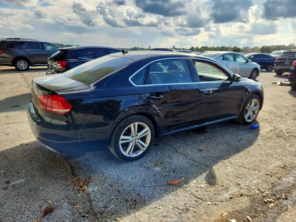 2014 VOLKSWAGEN PASSAT SE  