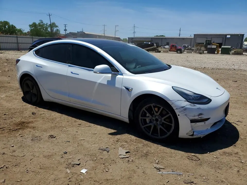 2019 TESLA MODEL 3   