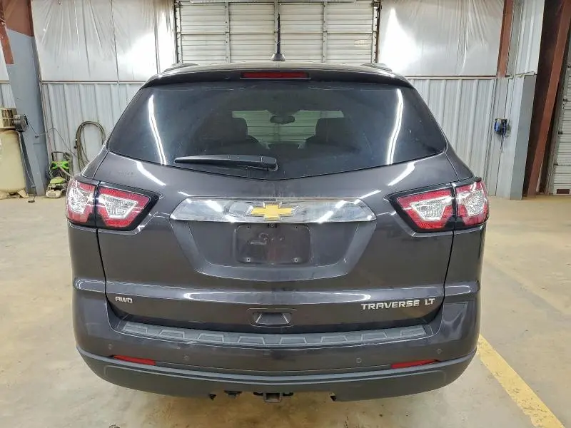 2016 CHEVROLET TRAVERSE LT  