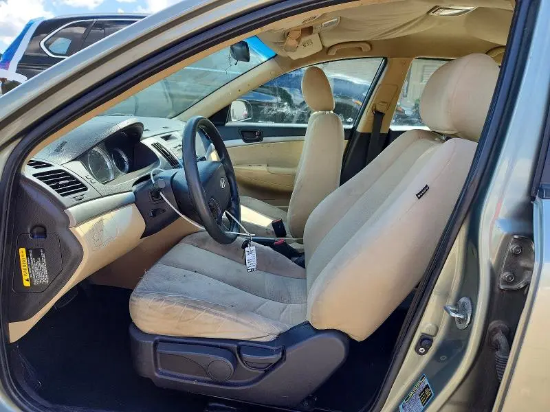 2010 HYUNDAI SONATA GLS  