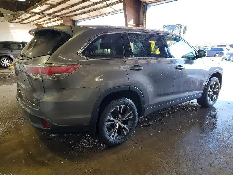 2016 TOYOTA HIGHLANDER XLE  