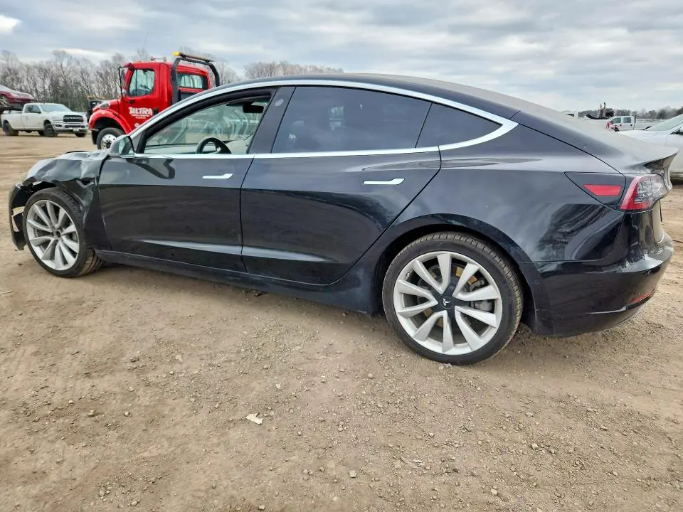2019 TESLA MODEL 3   