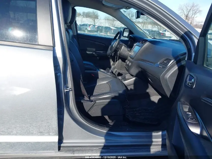 2019 DODGE JOURNEY CROSSROAD AWD