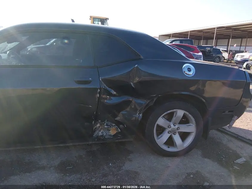 2014 DODGE CHALLENGER SXT