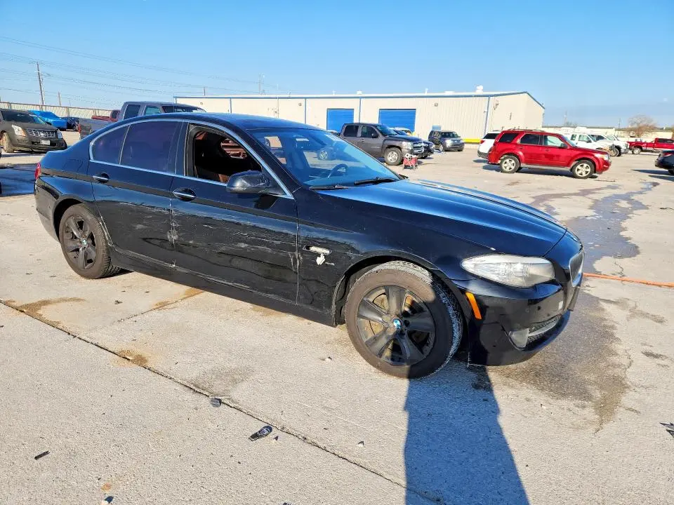2011 BMW 528 I  