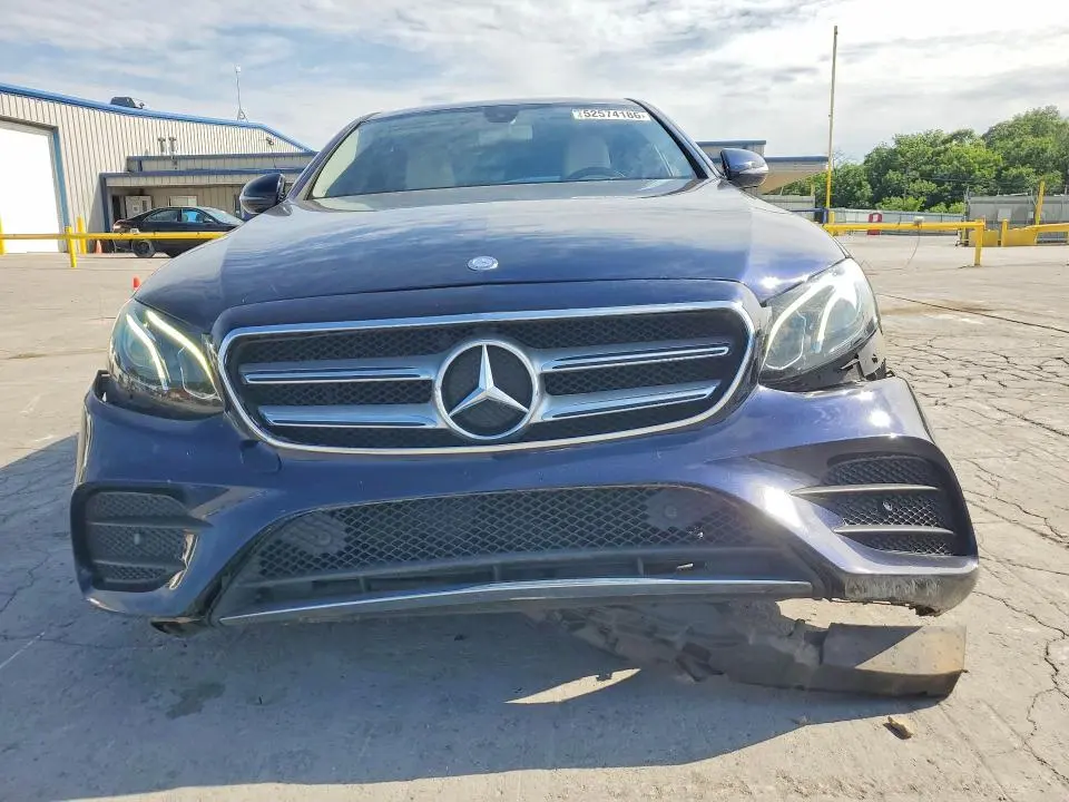 2017 MERCEDES-BENZ E 300  
