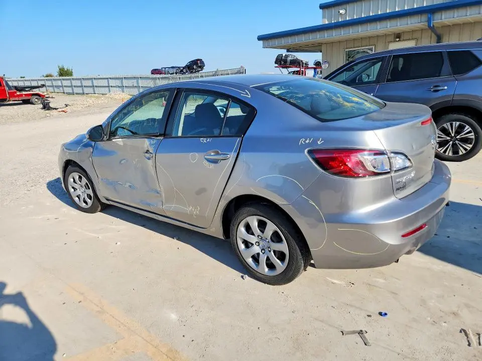 2013 MAZDA 3 I  