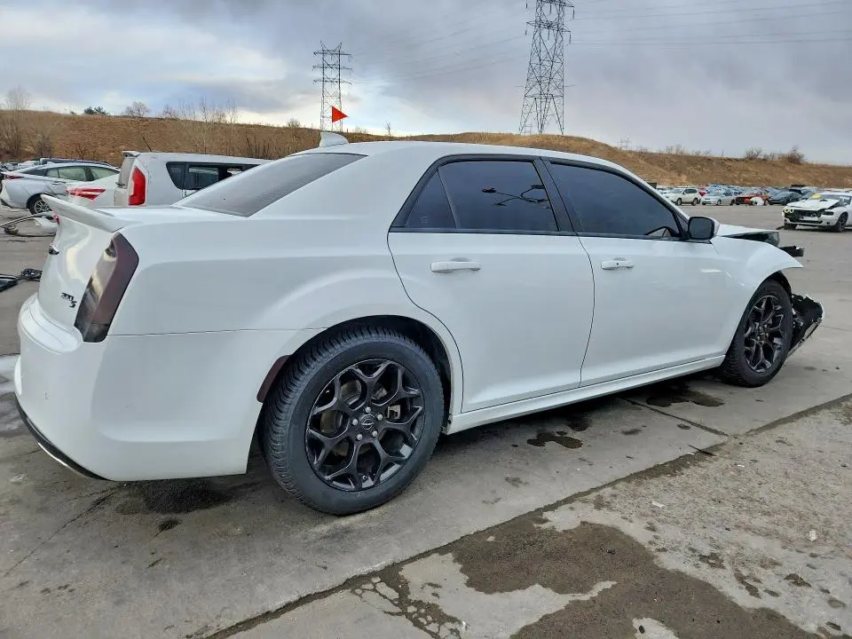 2022 CHRYSLER 300 S  