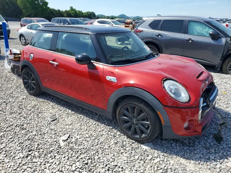 2018 MINI COOPER S  