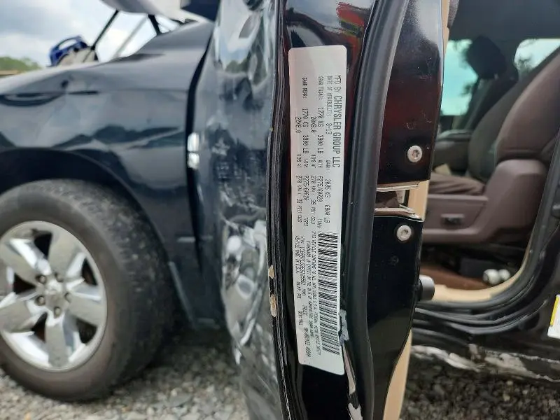2014 RAM 1500 SLT  