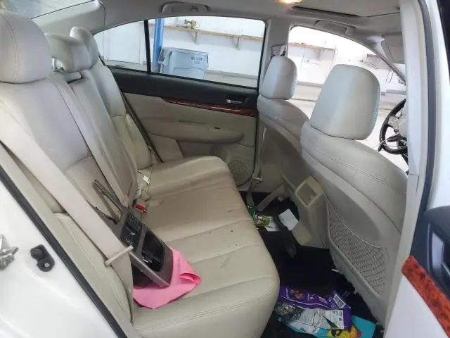 2010 SUBARU LEGACY 2.5I LIMITED  