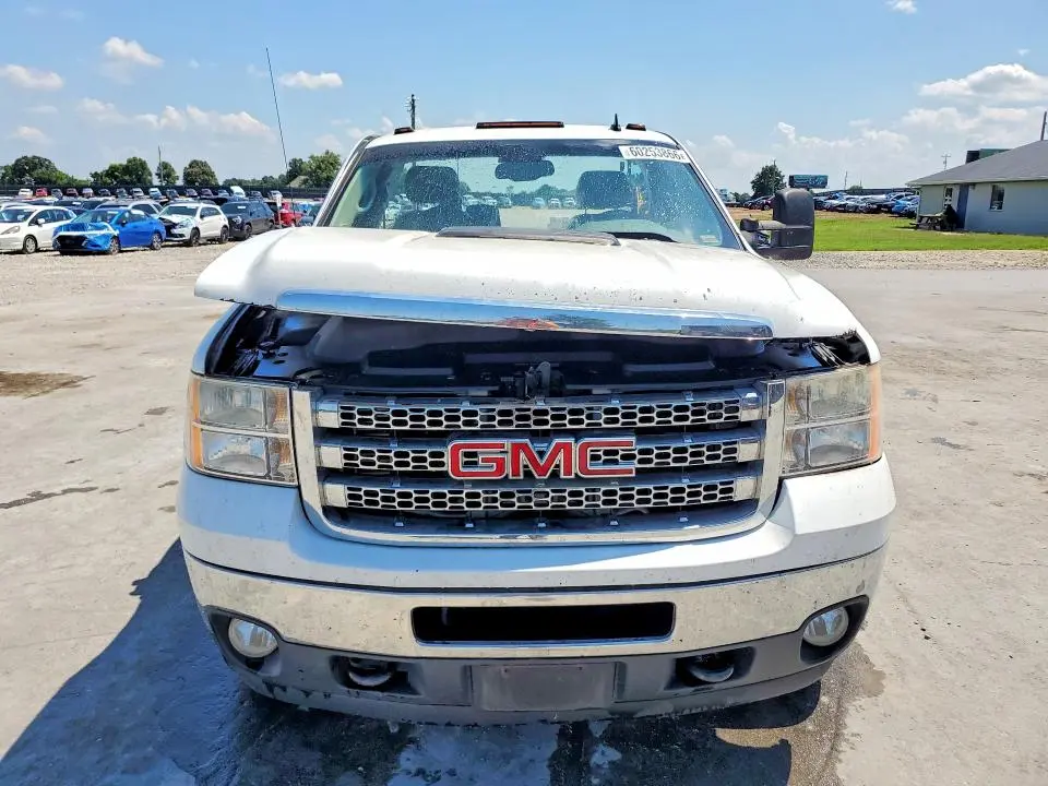 2013 GMC SIERRA K2500 SLE  
