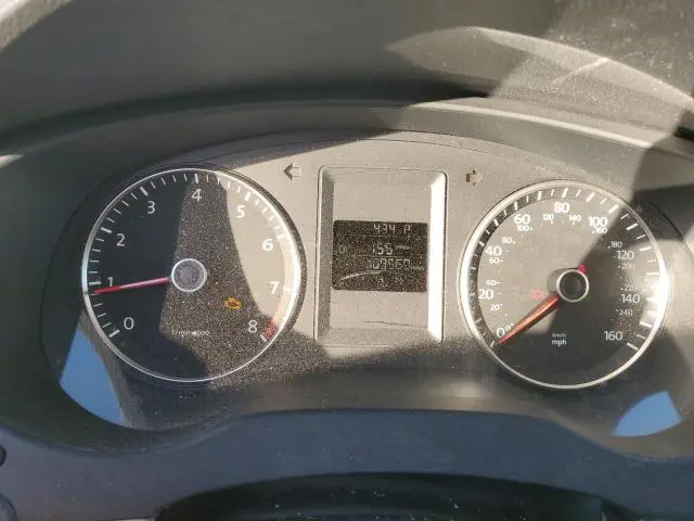 2013 VOLKSWAGEN JETTA SE  