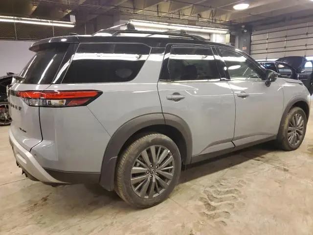 2024 NISSAN PATHFINDER SL  
