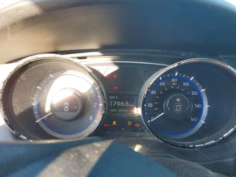 2014 HYUNDAI SONATA GLS  