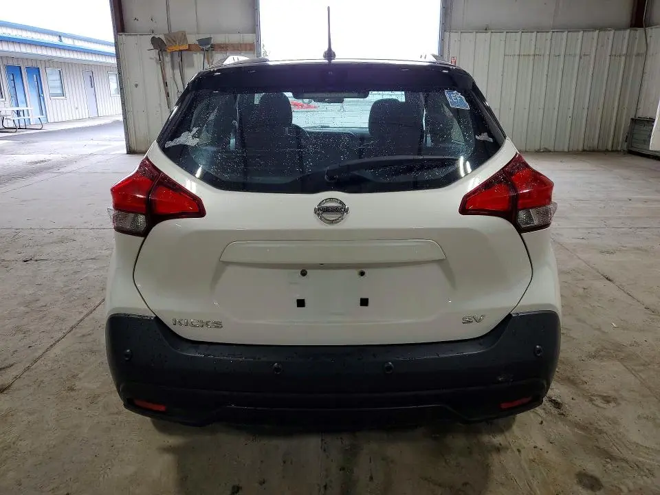 2020 NISSAN KICKS SV  