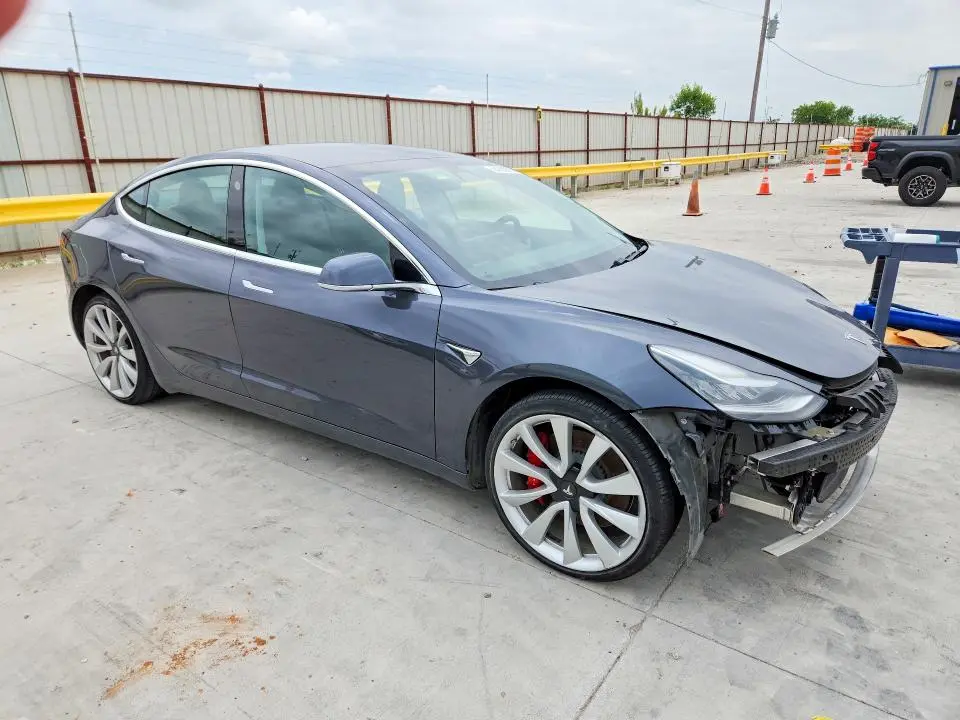 2019 TESLA MODEL 3   