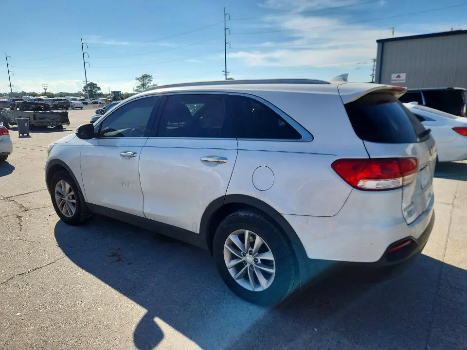 2018 KIA SORENTO LX  