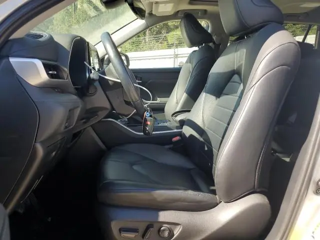 2020 TOYOTA HIGHLANDER XLE  