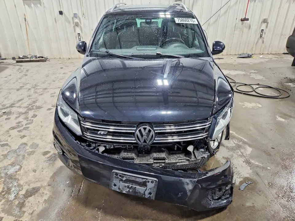 2016 VOLKSWAGEN TIGUAN S  