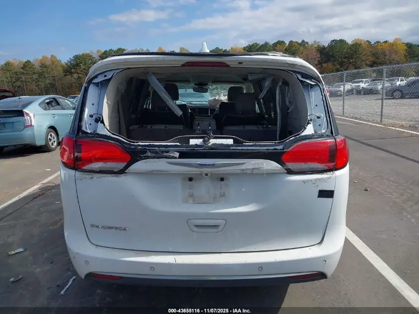 2018 CHRYSLER PACIFICA TOURING L
