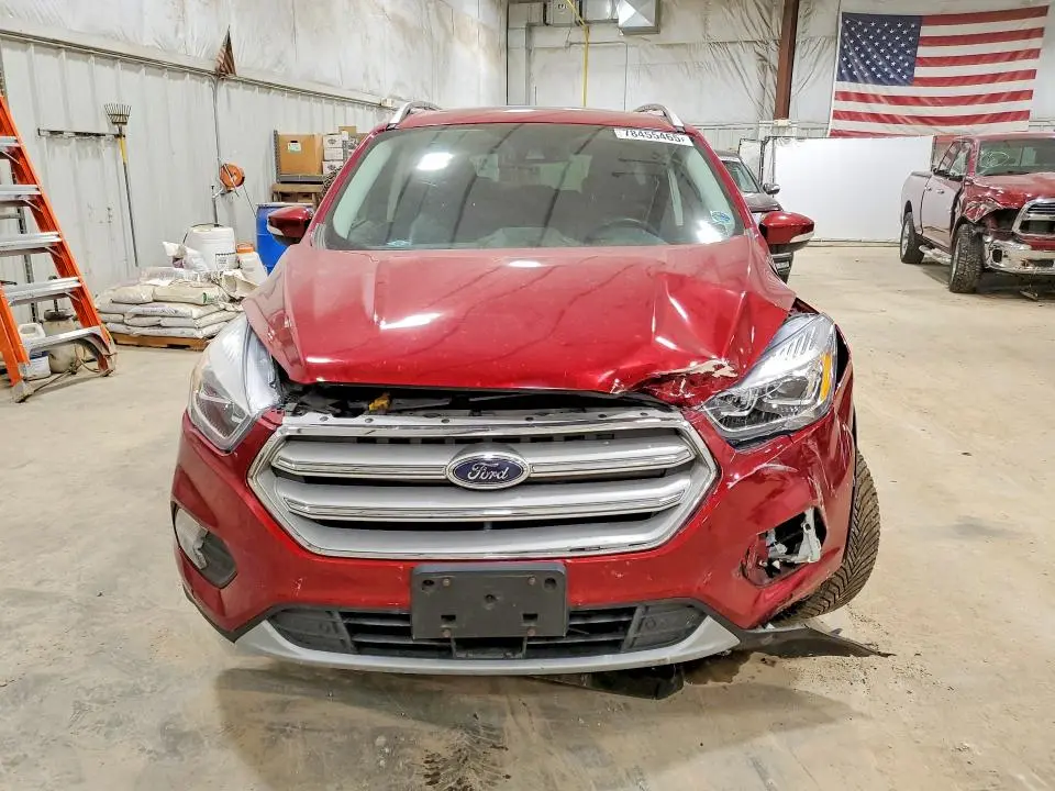 2019 FORD ESCAPE TITANIUM  