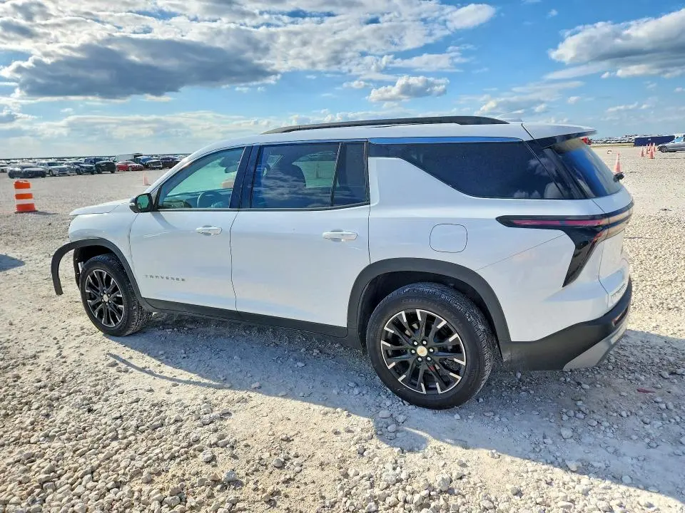 2025 CHEVROLET TRAVERSE LT  