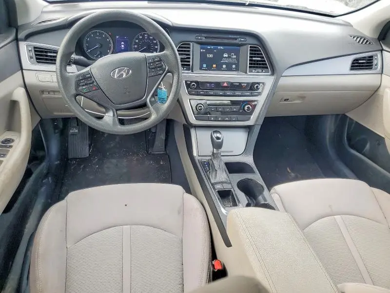 2017 HYUNDAI SONATA SE  